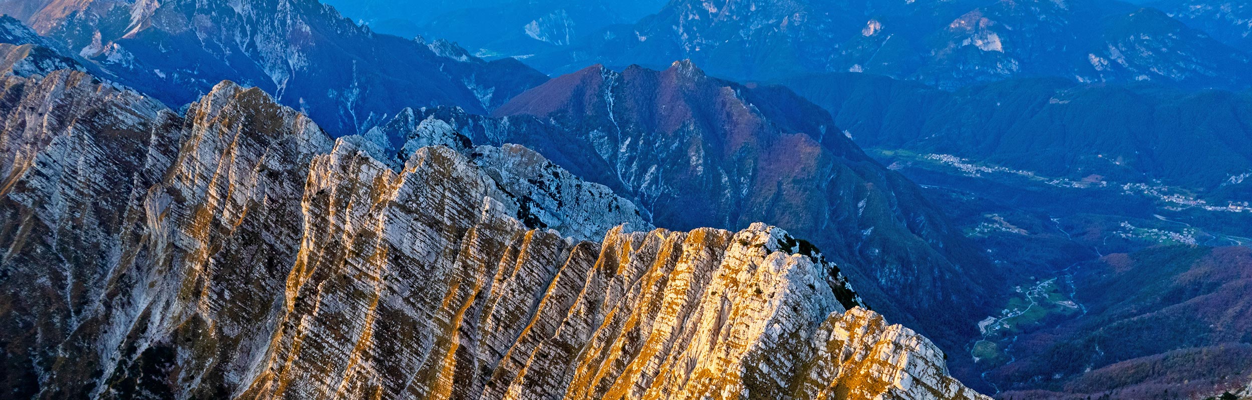 Creste dei Monti Musi. Foto Marco Di Lenardo